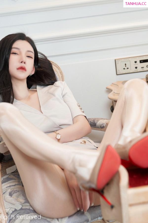周于希dummy  [XiuRen]高清写真图 2023.07.28 No.7157 周于希Sally 丰腴美臀第35张图片